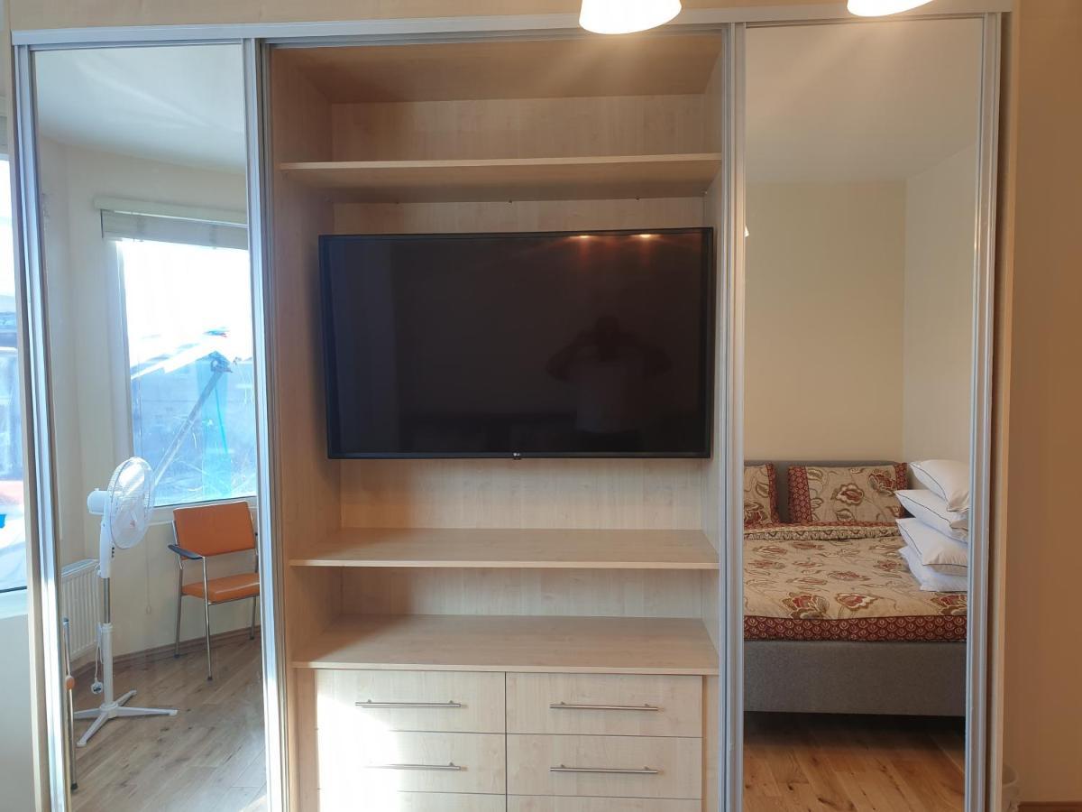 London Luxury Spacious 2 Bedroom Apartment 4 Mins From Ilford Stn. Free Parking Экстерьер фото